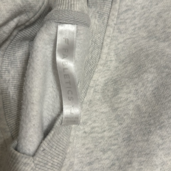 Gray fabletics sweatshirt - Picture 2 of 2